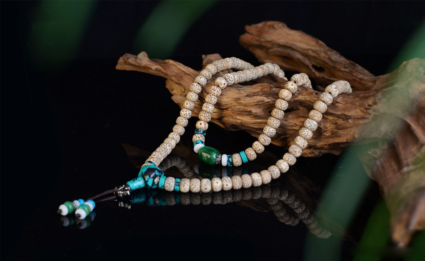 slider image slider_item_V86AAb
